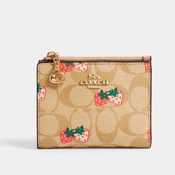 Coach Wallet Strawberry Print - Picture 1 of 2